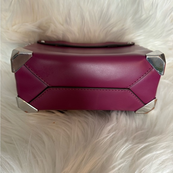 Michael Kors EUC Manhattan Garnet Leather Satchel Comfort Crossbody Strap - Picture 9 of 15